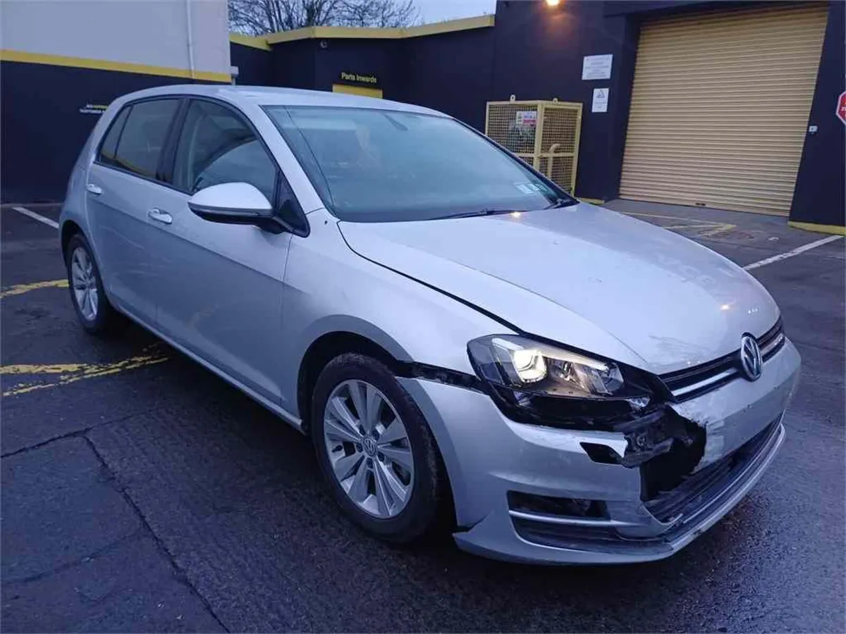 2014 volkswagen Golf 1.4 tsi dsg 112kms - Image 1