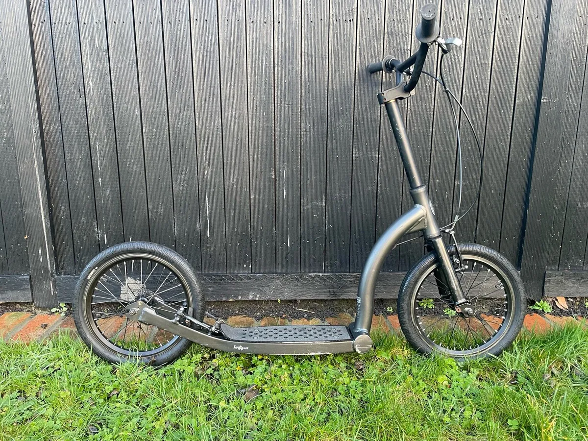 Adult scooter - Image 1