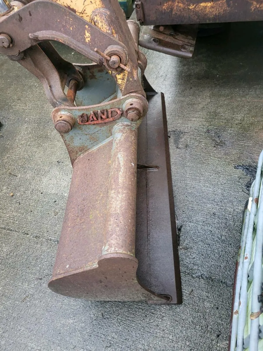 Massey ferguson 50d digger - Image 3