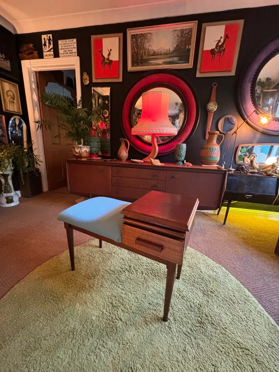 Mid Century Entrance Seating Bench - Image 3