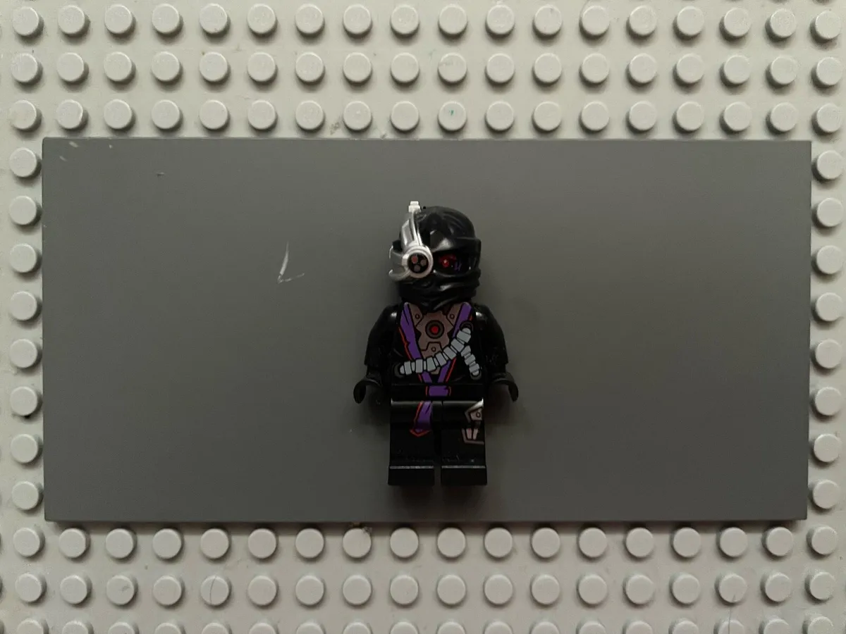 lego ninjago njo0375 Nindroid minifigure - Image 1