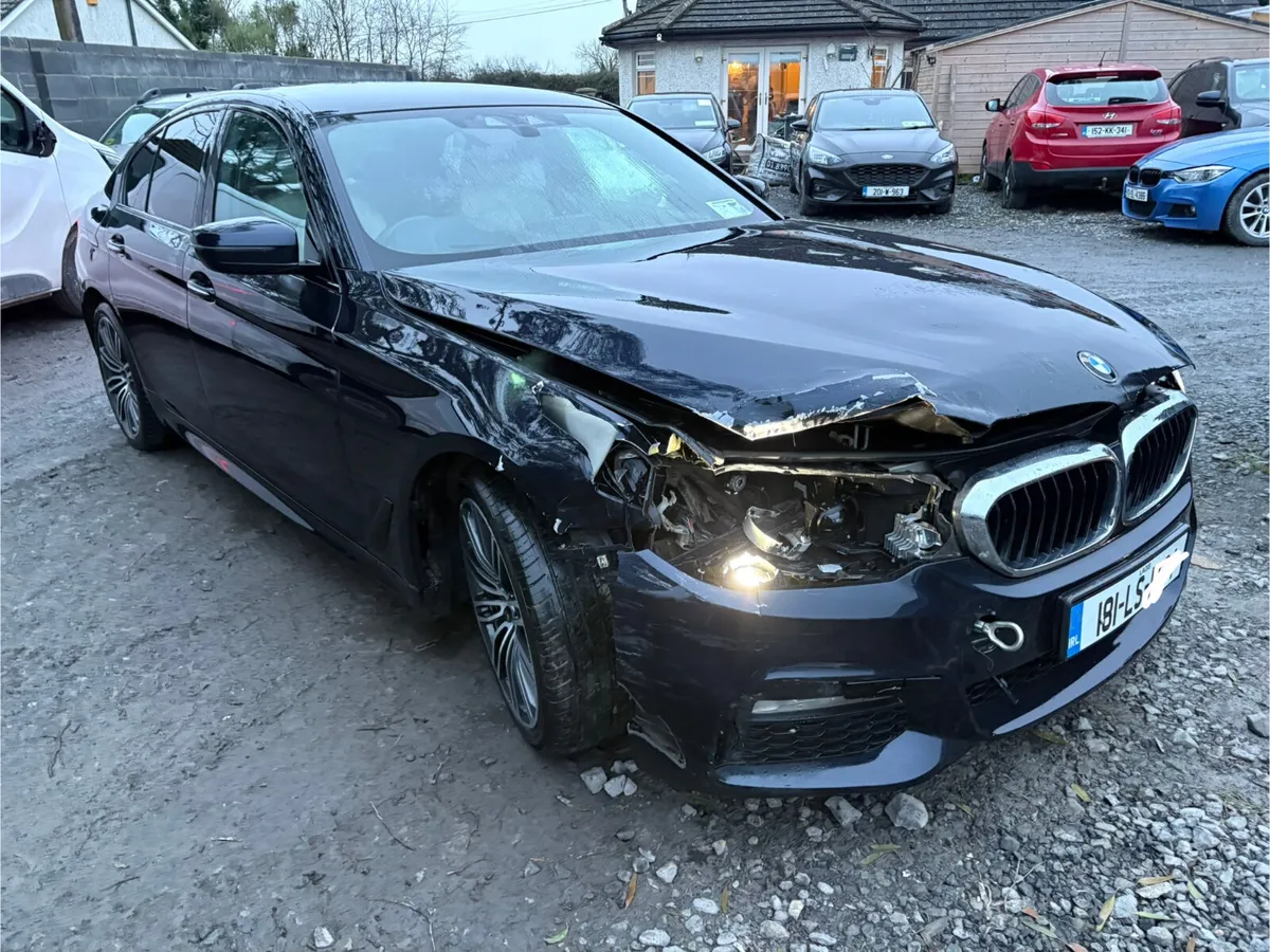 2018 Bmw G30 520D M-Sport X-Drive auto l - Image 3