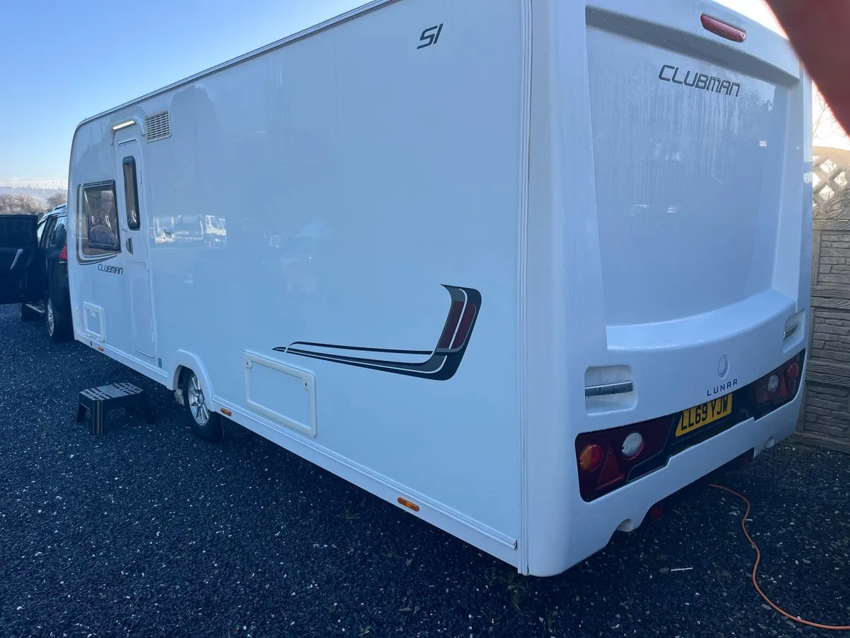 Lunar clubman *island bed* showroom condition - Image 2