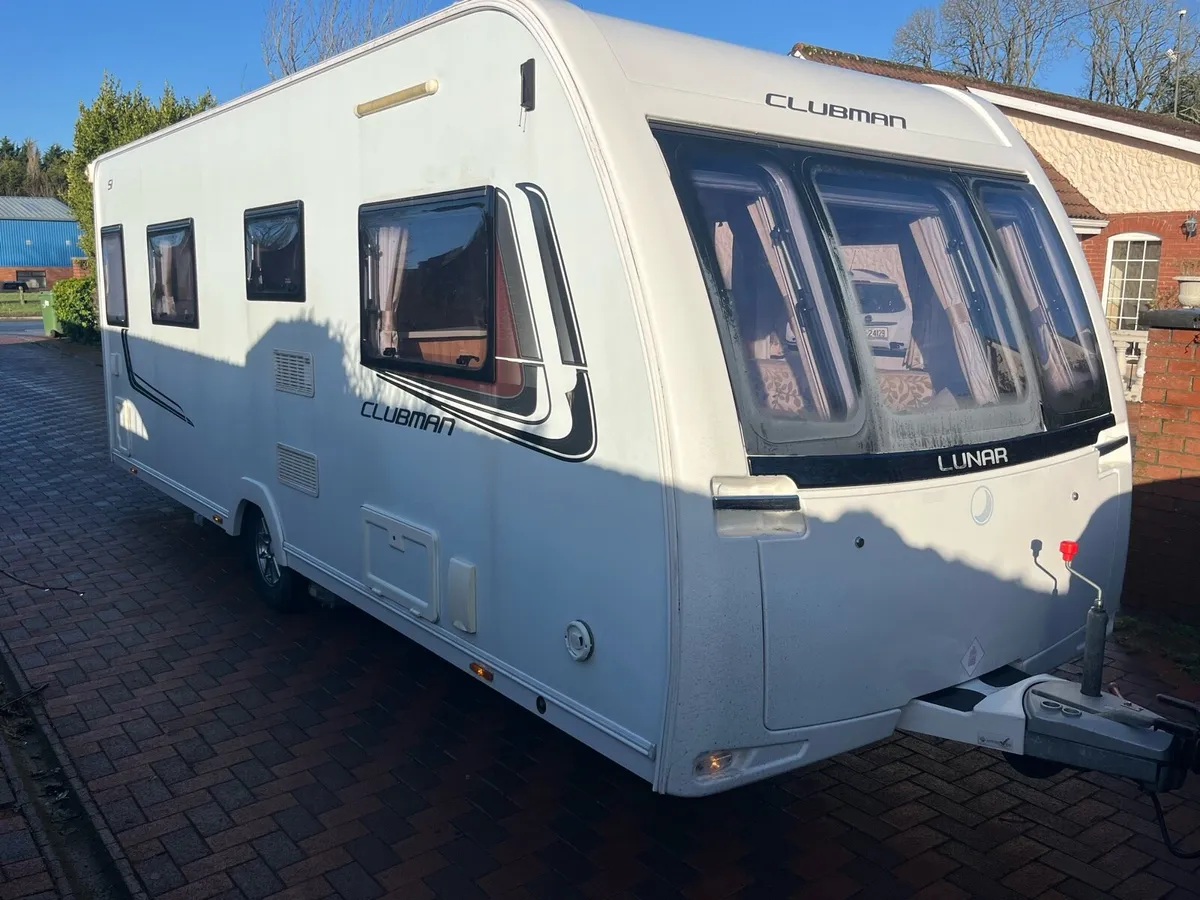Lunar clubman *island bed* showroom condition - Image 4