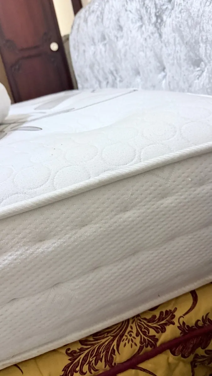 Multiple mattresses for sale in great condition - Image 4