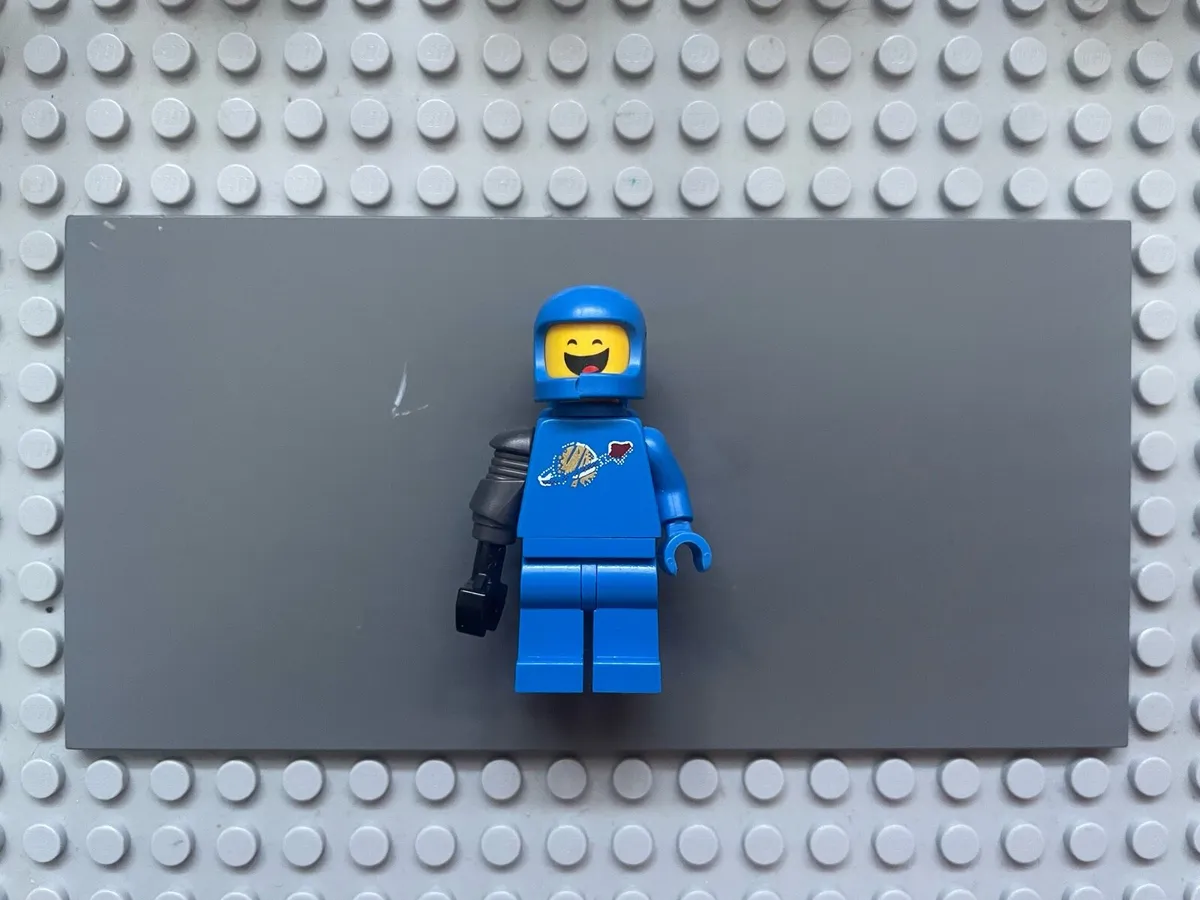 lego the lego movie tlm150 benny minifigure - Image 1