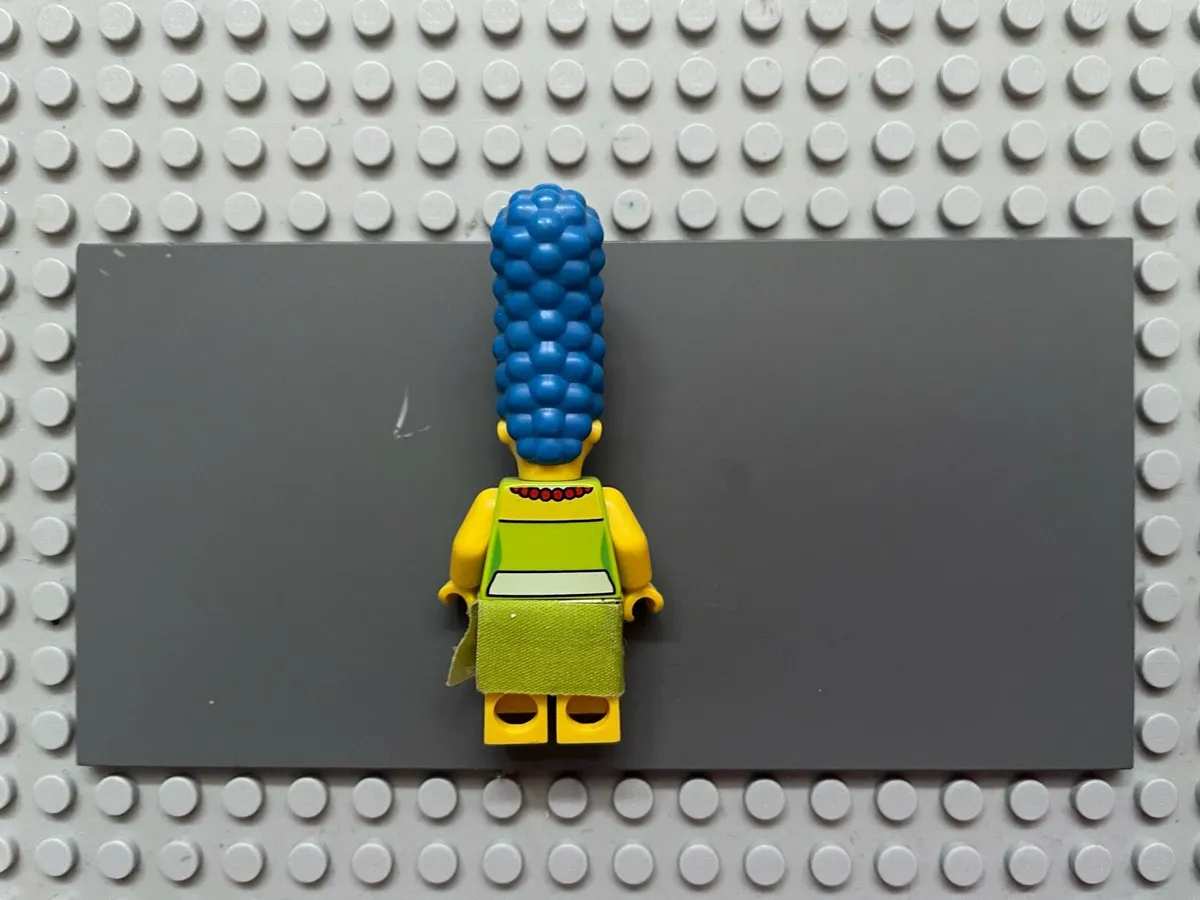lego simpsons sim002 Marge Simpson minifigure - Image 2
