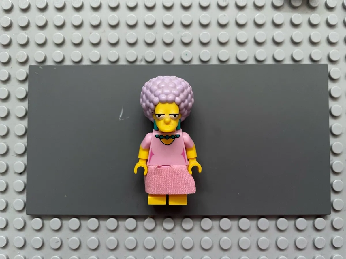 lego simpsons sim038 Patty minifigure - Image 1