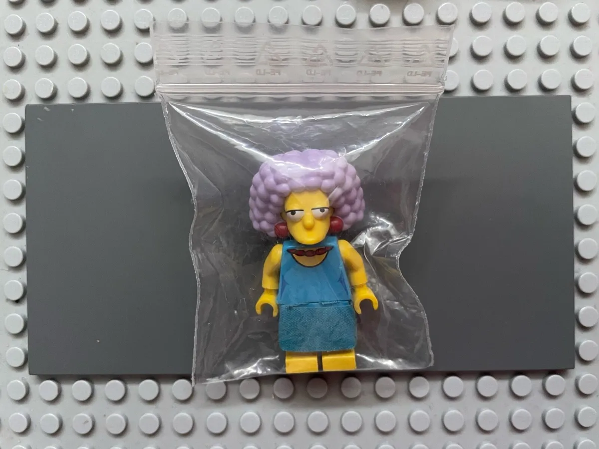 lego simpsons sim037 Selma minifigure - Image 3