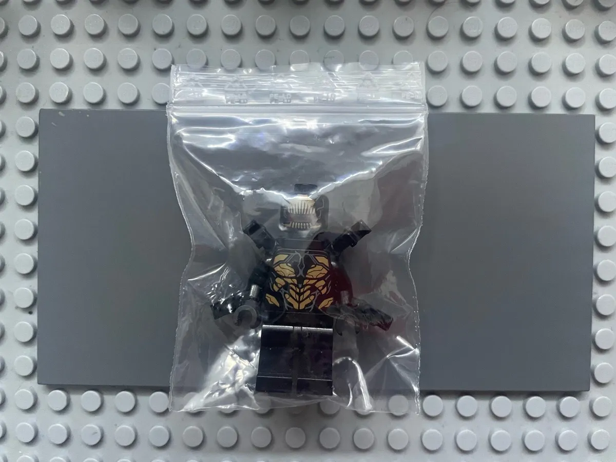 lego super heroes sh505 Outrider minifigure - Image 3