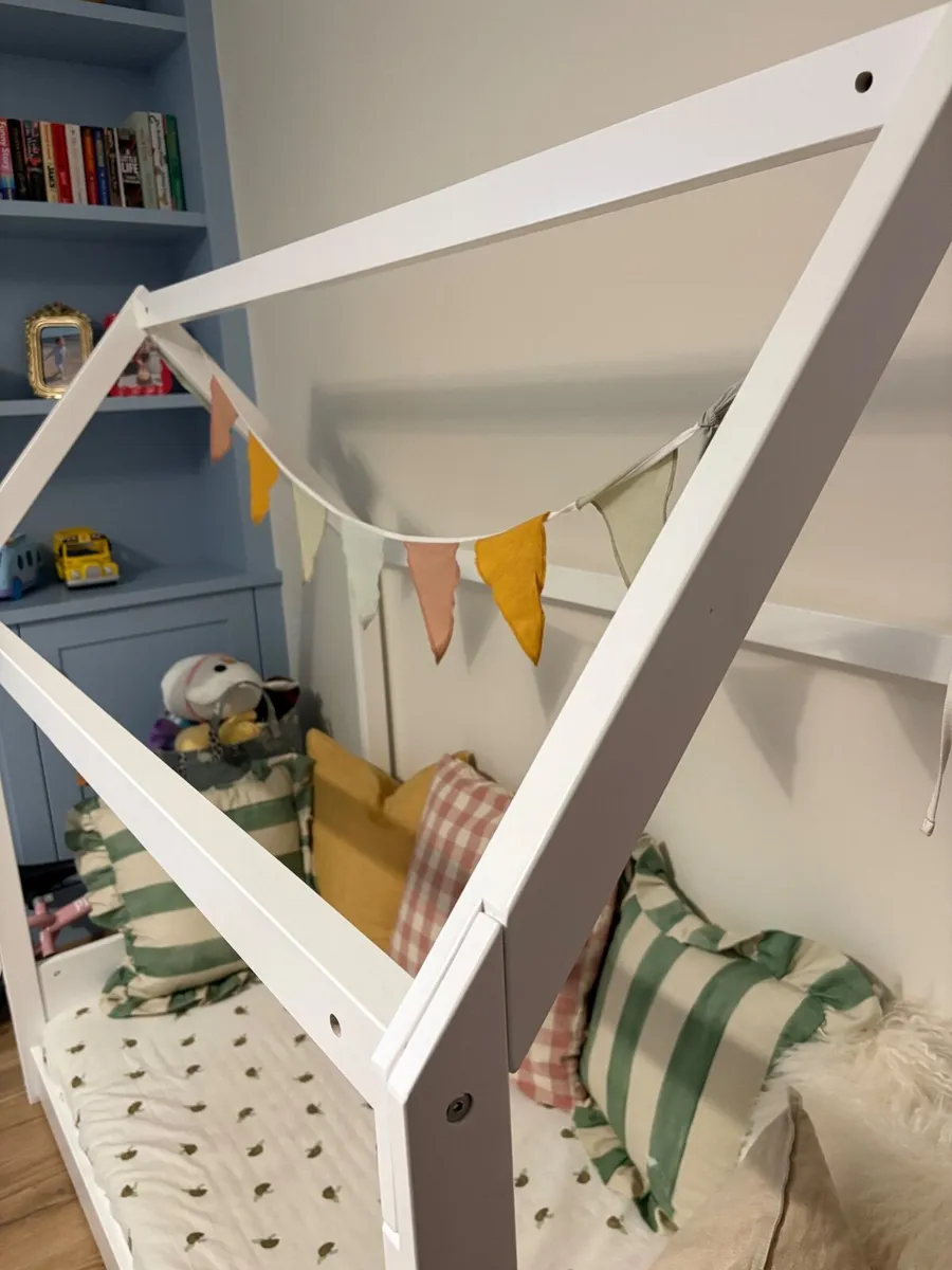 Toddler hut bed - Image 2