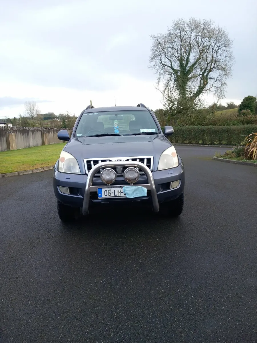 Toyota Land Cruiser 2006 - Image 2