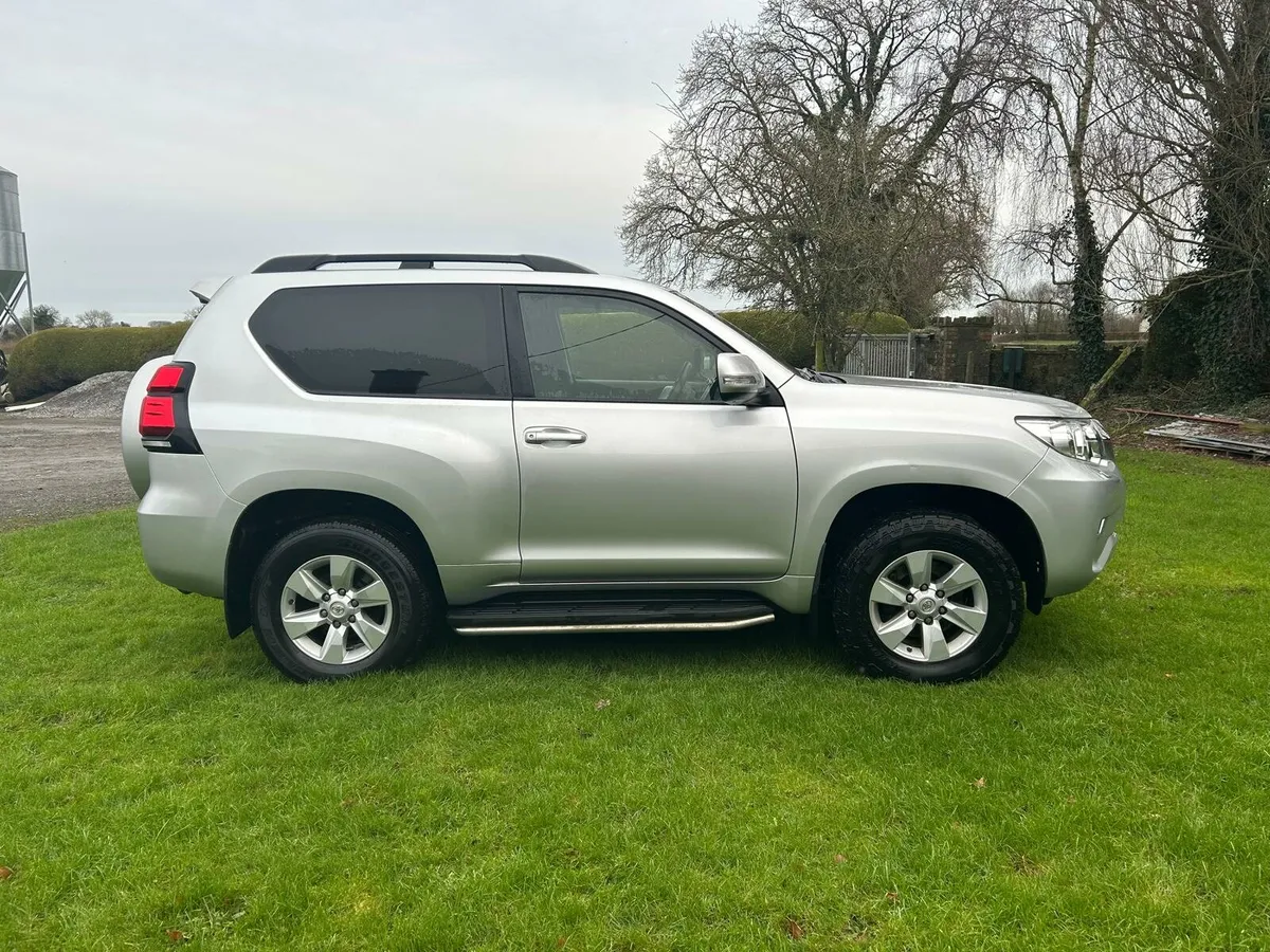 Toyota Land Cruiser - Image 4