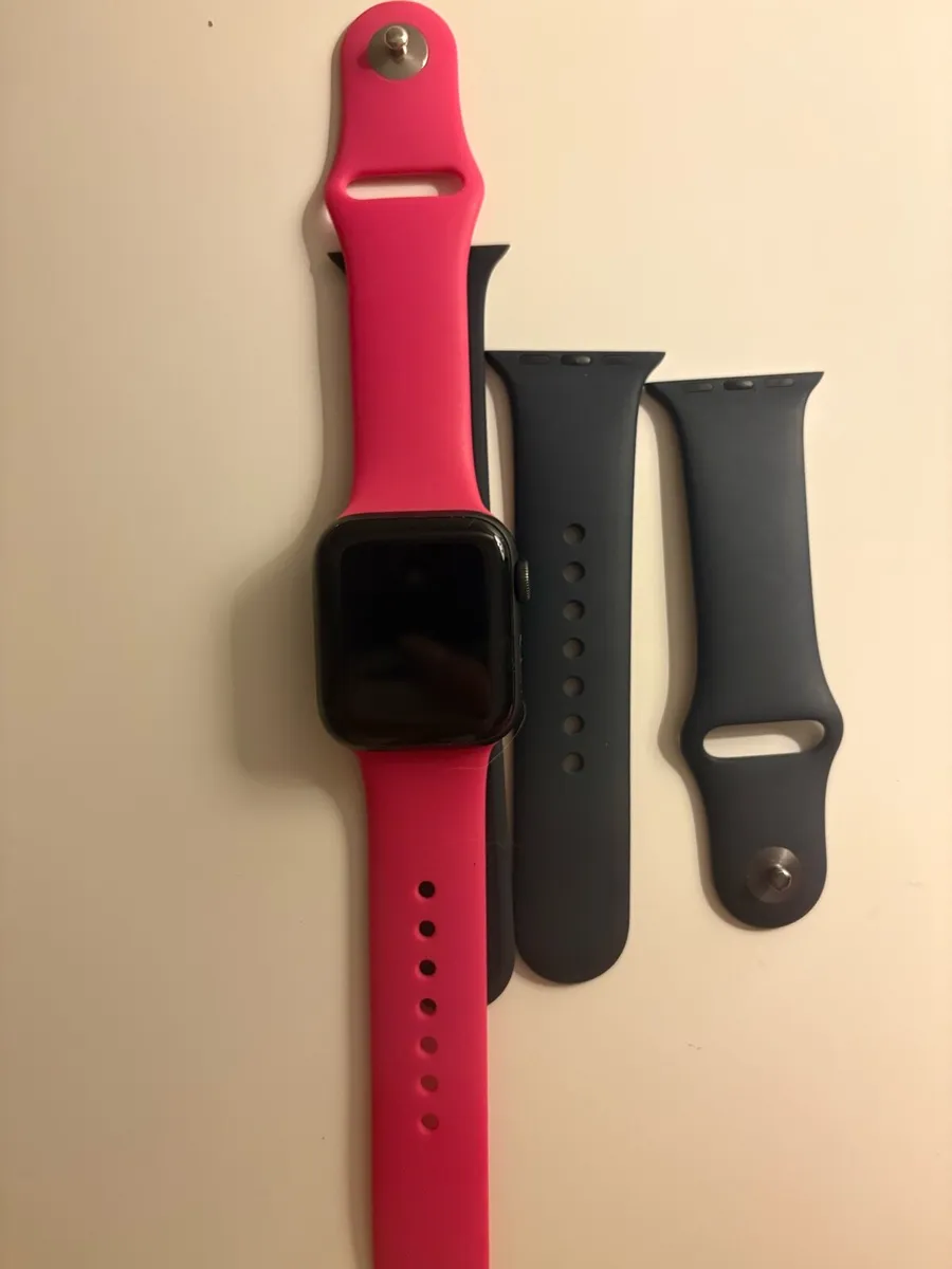 Apple Watch - Image 3