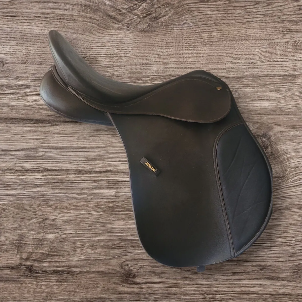 Wintec brown 17.5 saddle - Image 1