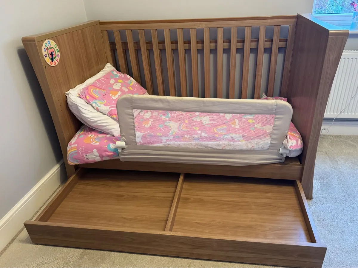 Nursery furniture - Image 2
