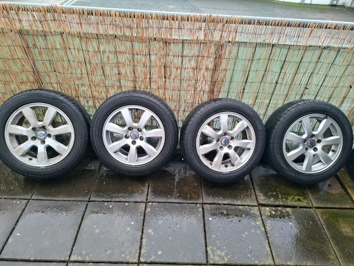 TYRES 215×55×16 - Image 1