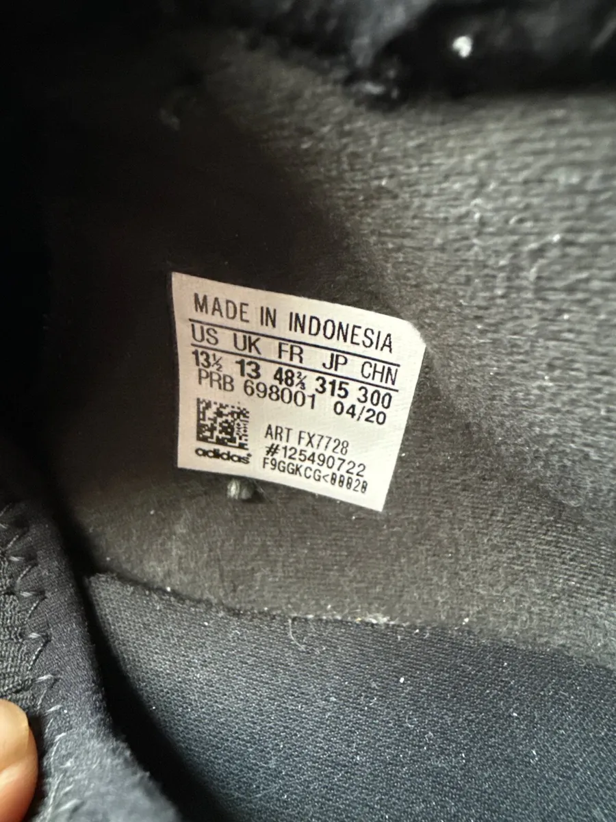 Adidas football boots - Image 4