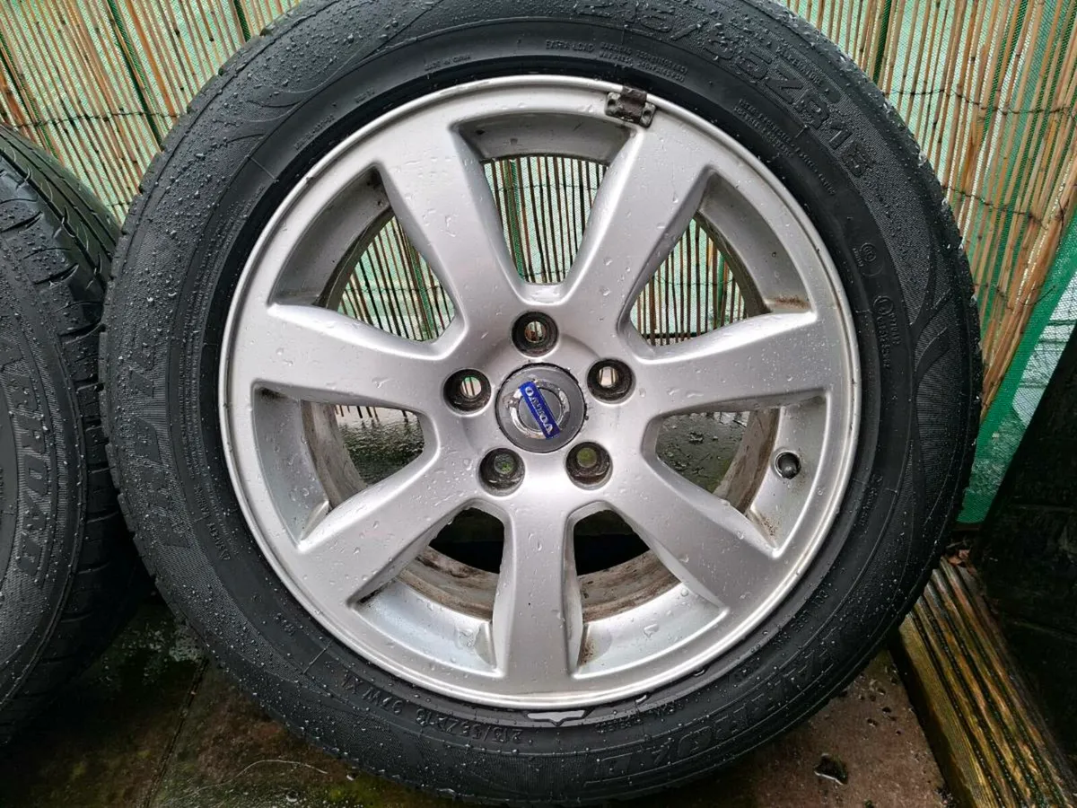 TYRES 215×55×16 - Image 4