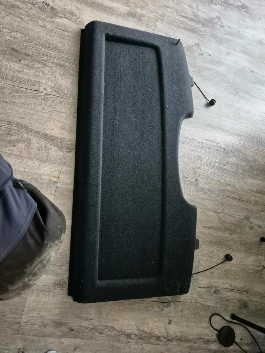 Skoda fabia parcel shelf - Image 1