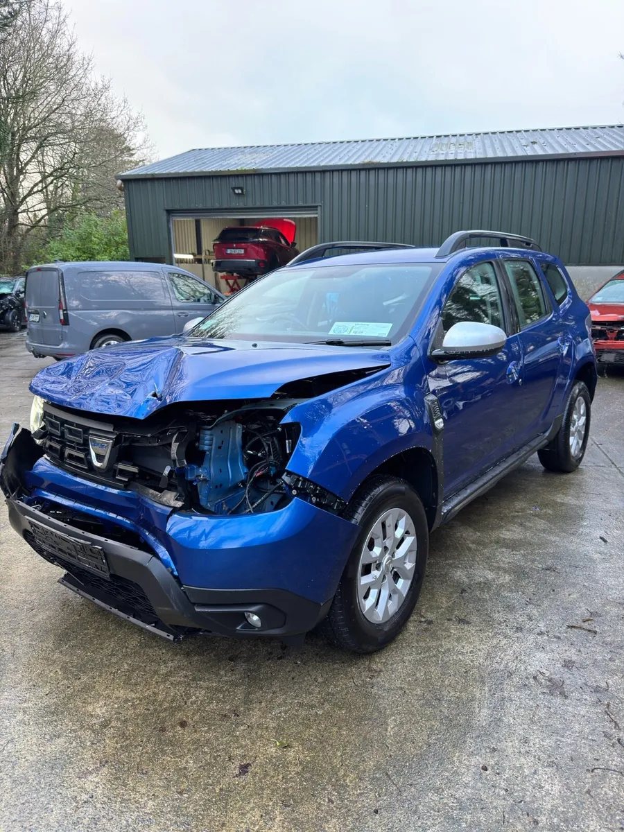 2023 Dacia Duster Diesel - Image 3