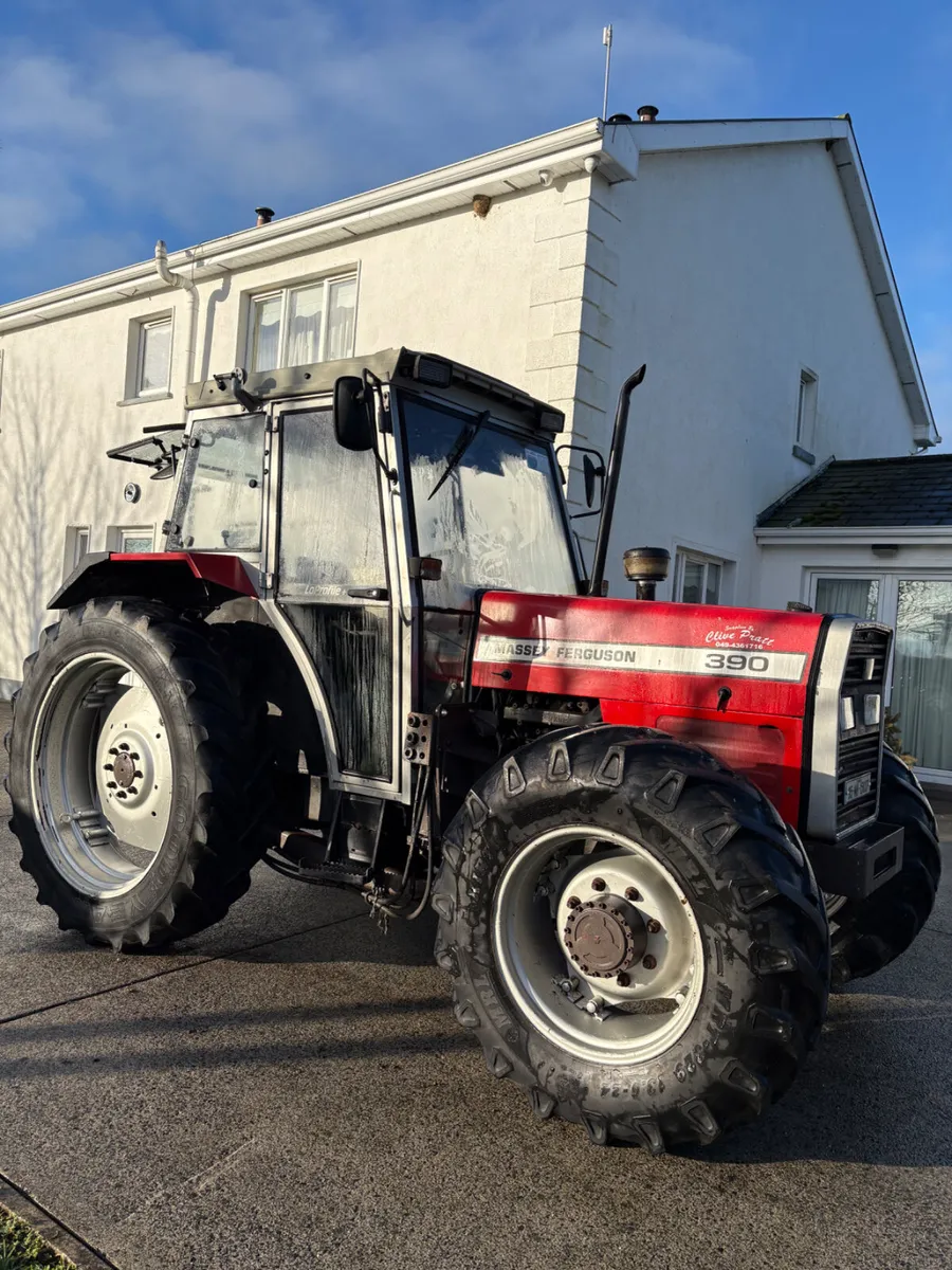 Massey Ferguson 390 tractor with front loader - Image 1