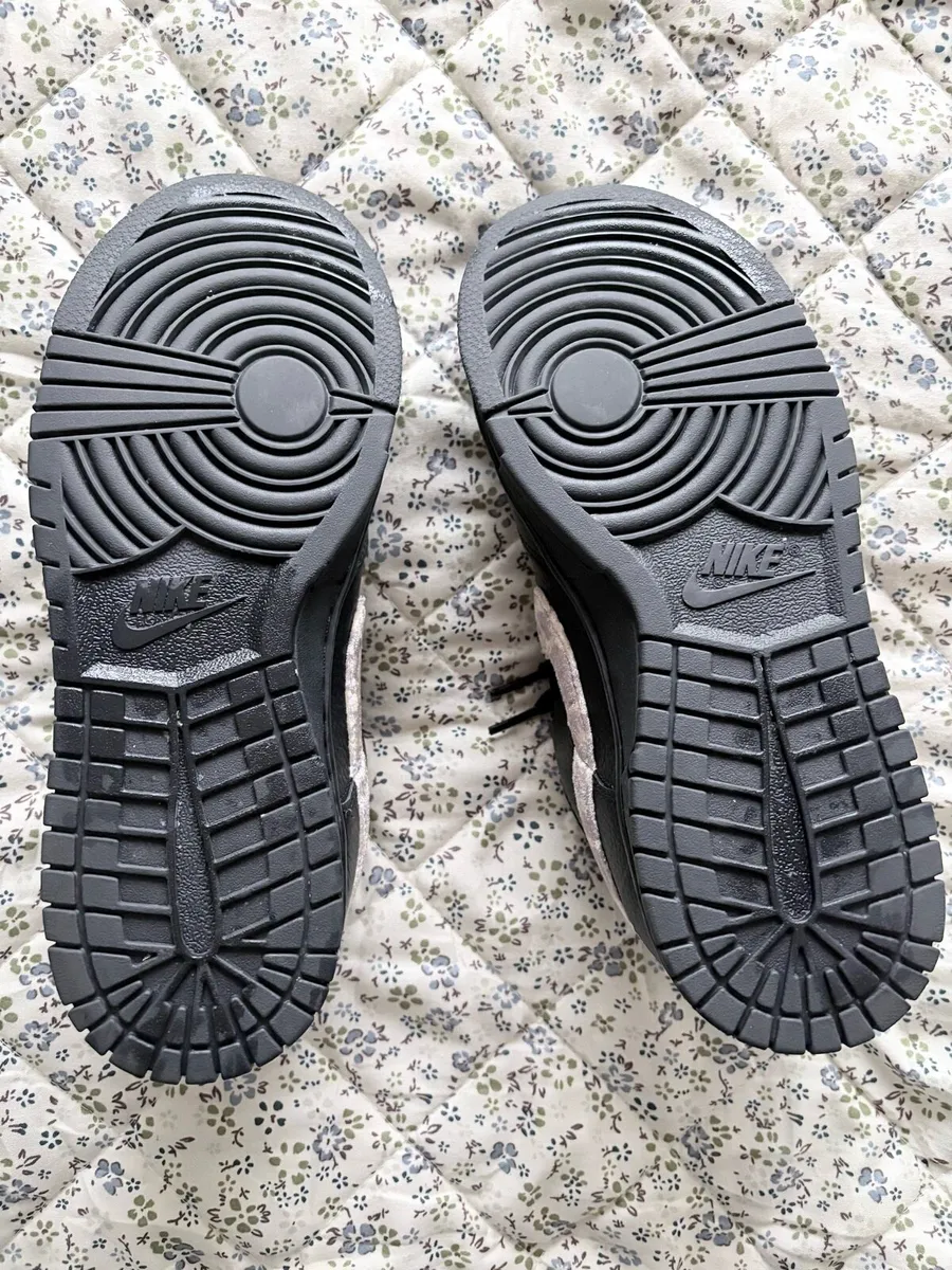 NIKE Unique Custom Designed Runners - Image 3