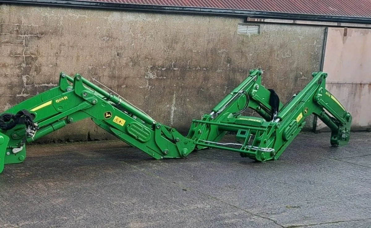 John Deere 663R & 603R Loaders - Image 1