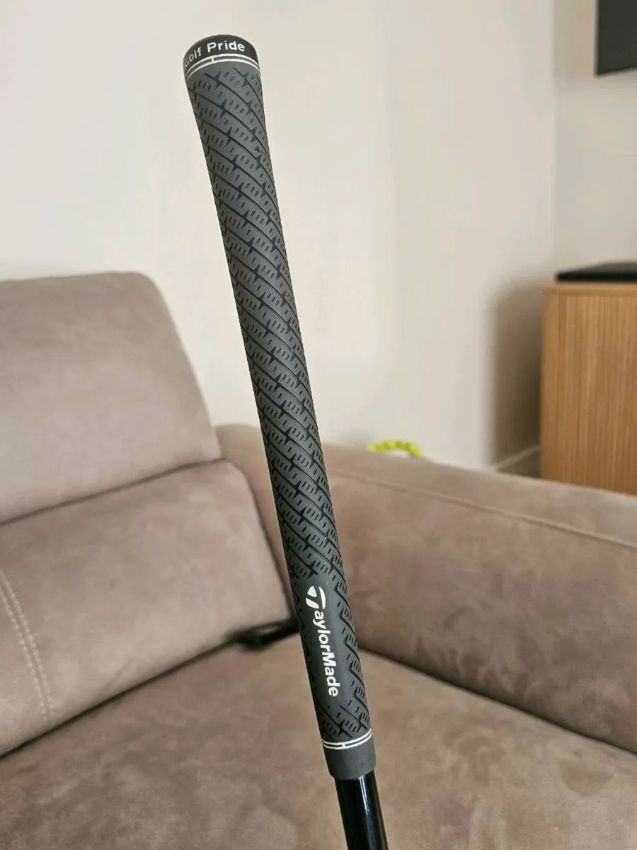 Taylormade Driving 4 iron - Image 4