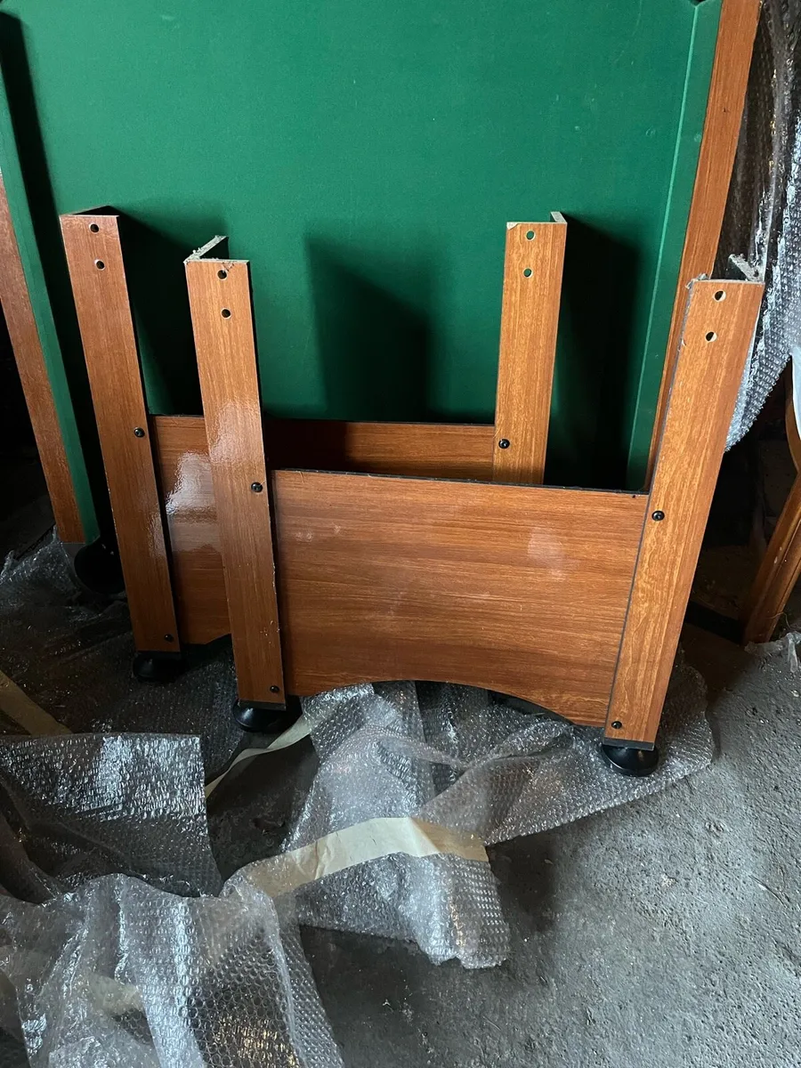 Pool table - Image 2