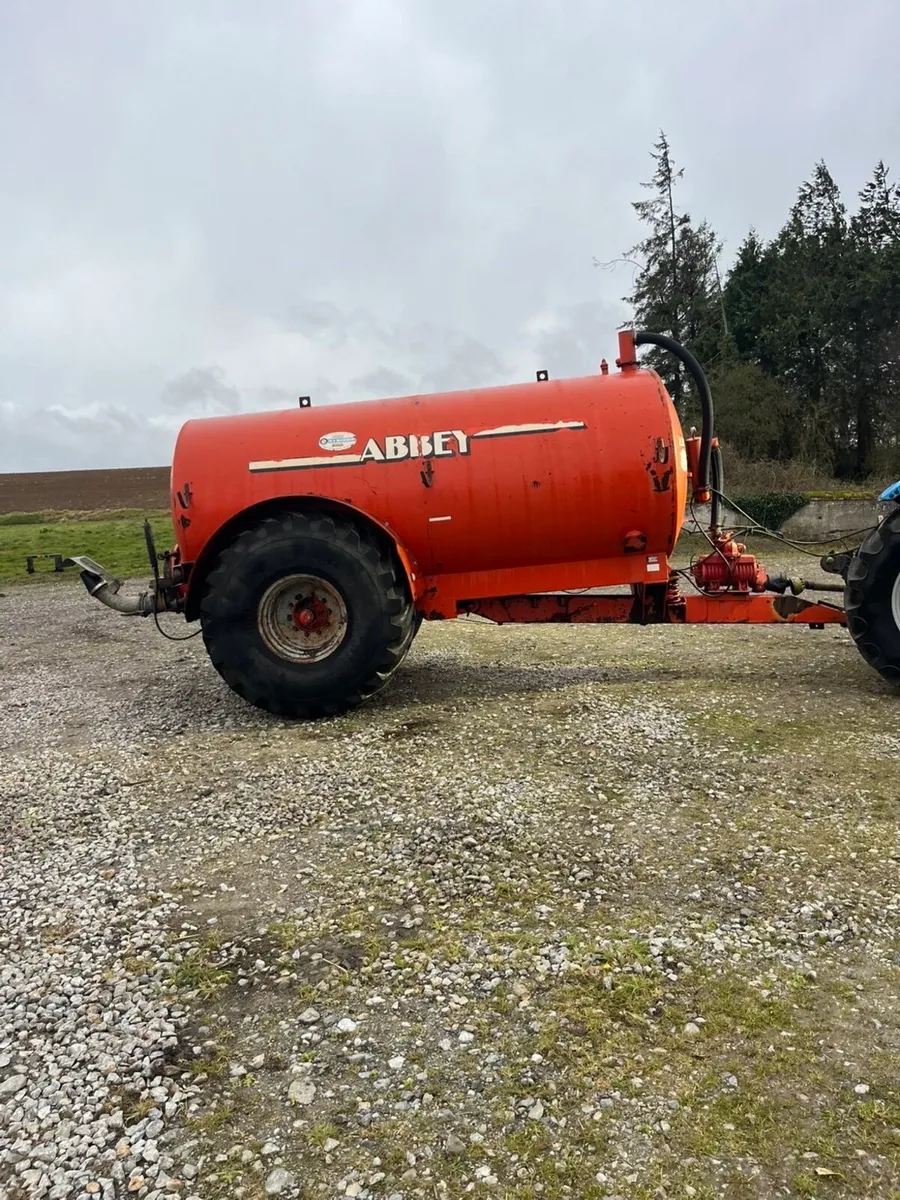 Abbey 2250 tanker - Image 2