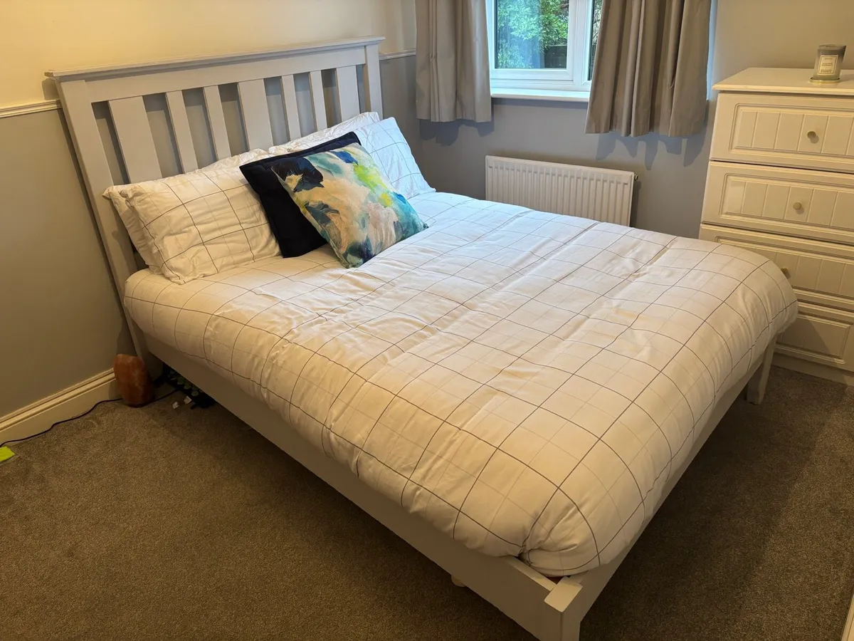 Double bed and frame
