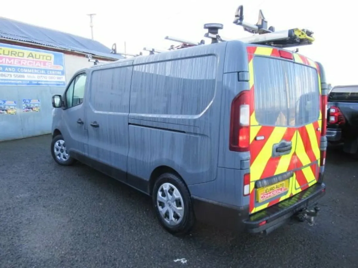 2.0 dCi Blue LL30 Business+ Panel Van 5dr Diesel M - Image 2