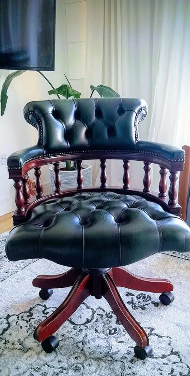 Chesterfield Captains Chair Replica - Image 1