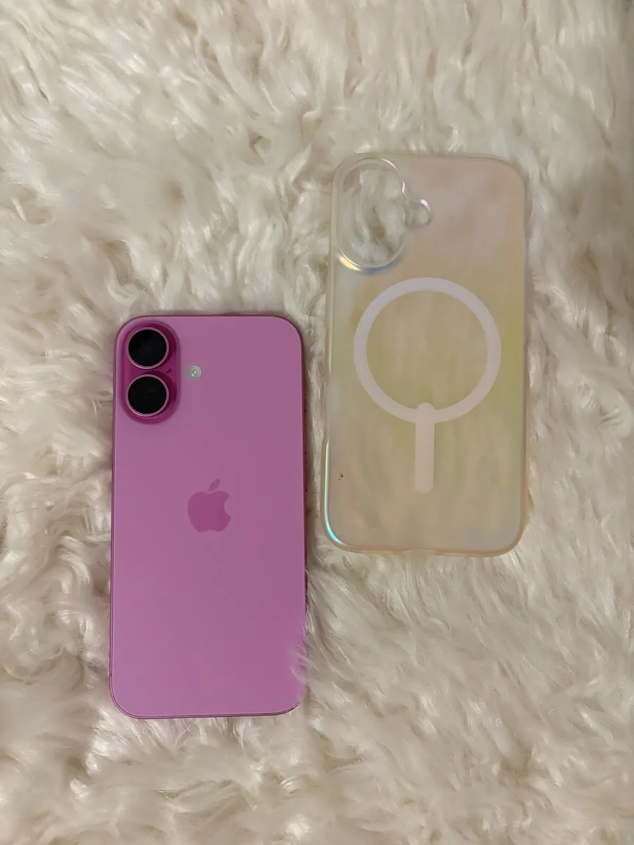 iPhone 16 pink sim free 128GB mint condition - Image 3