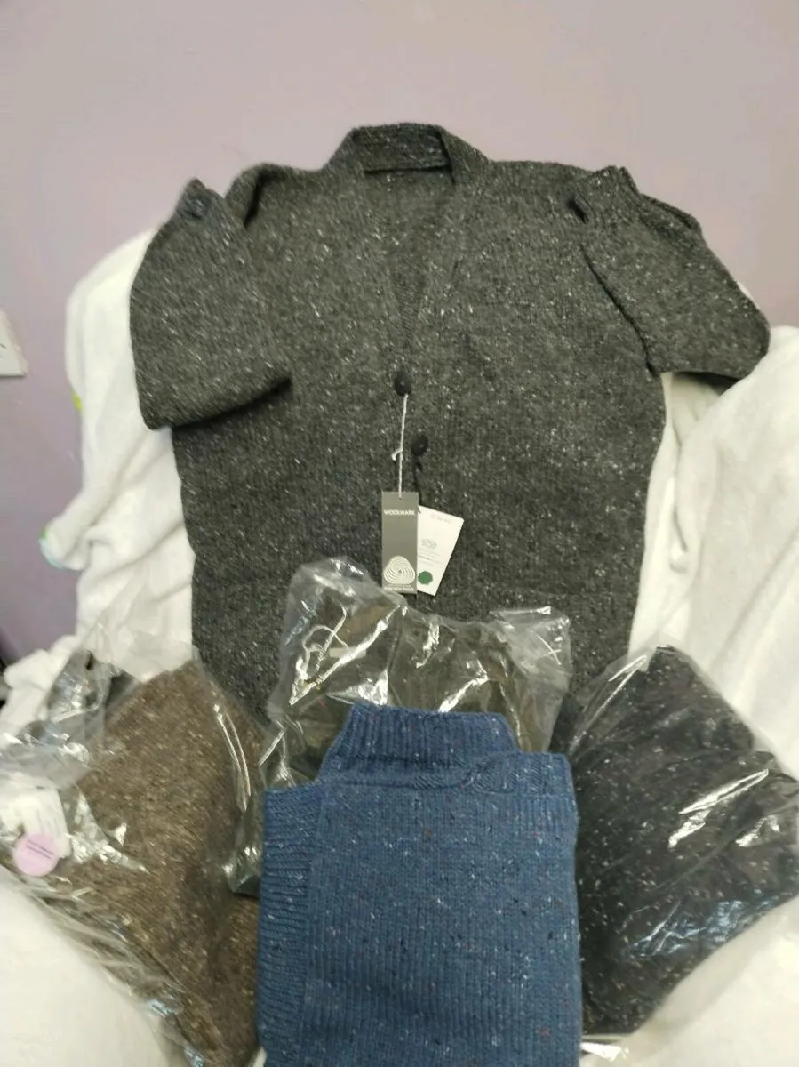 Donegal tweed jumpers and cardagins - Image 2