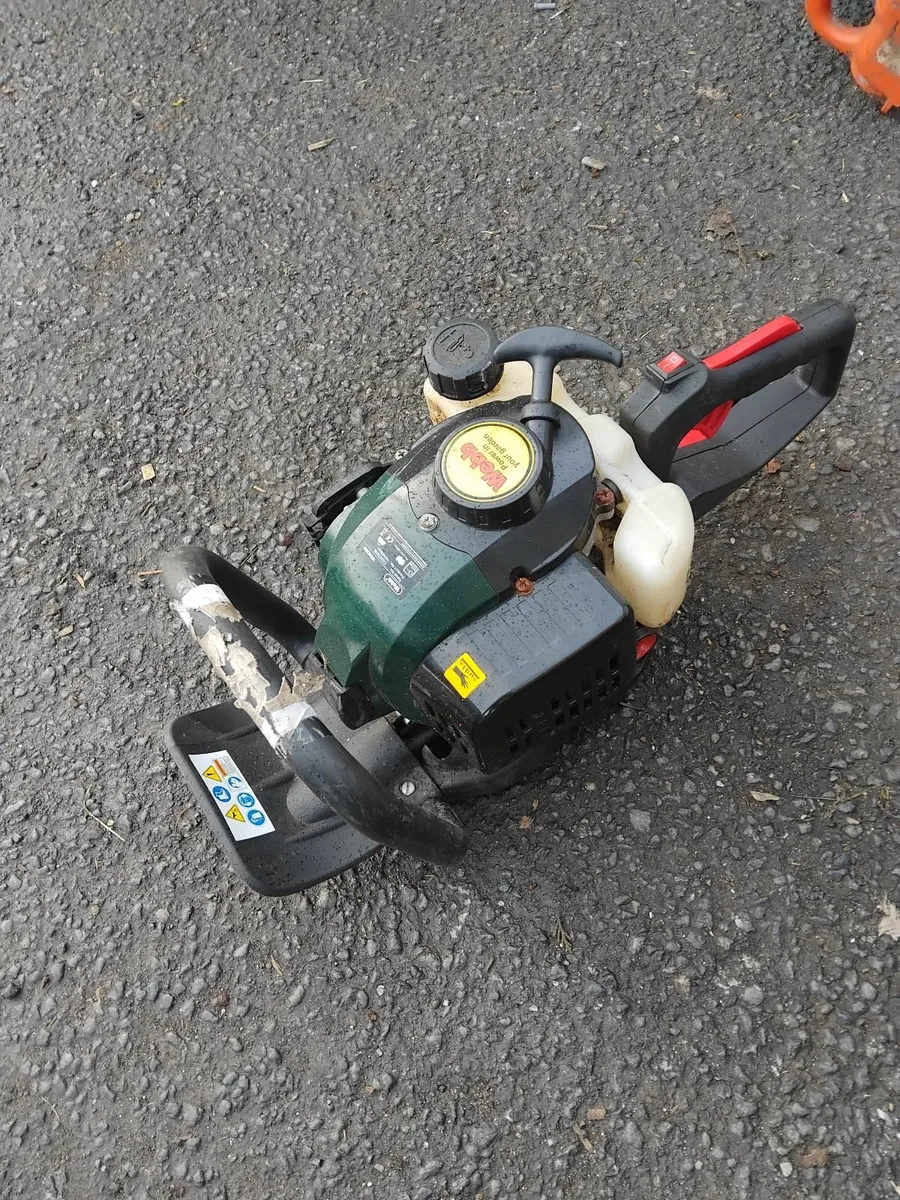 Wedd hedge strummers read add for parts - Image 3