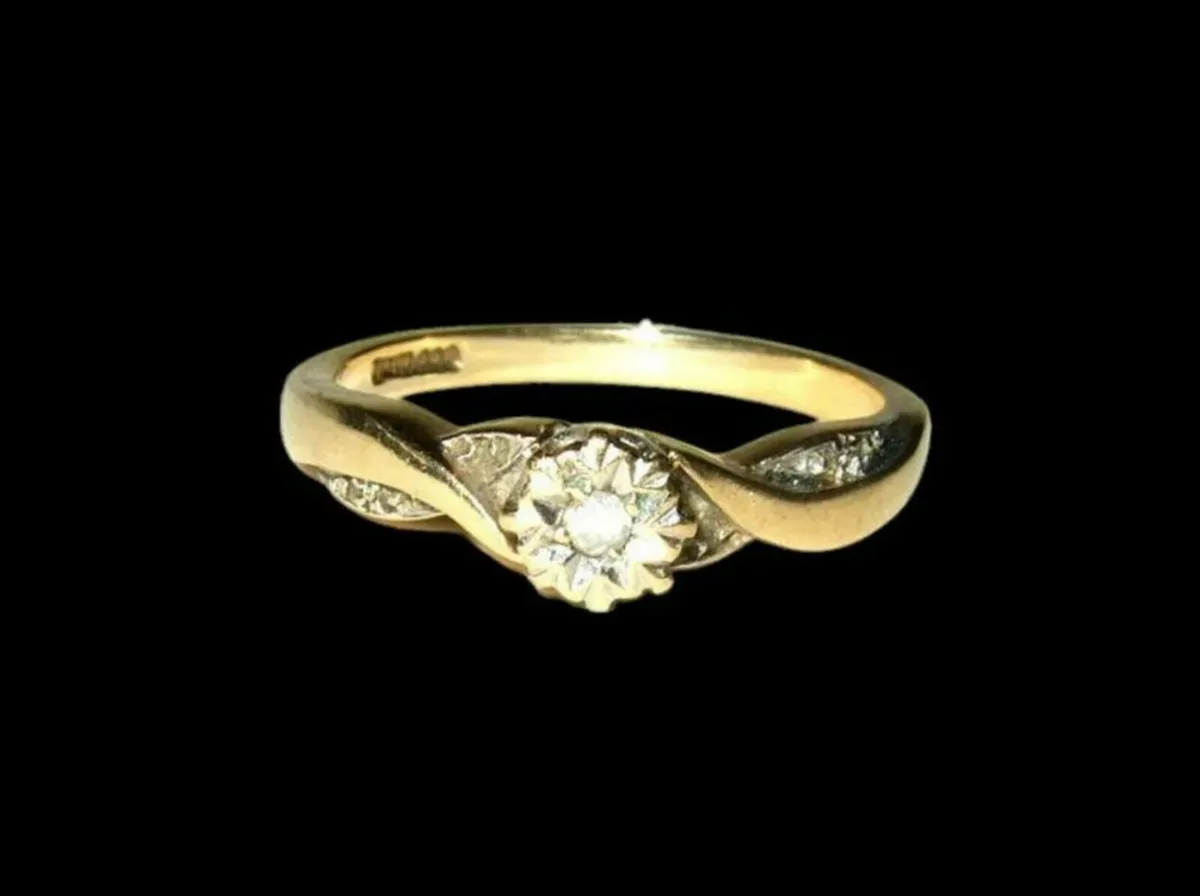 Vintage Hallmarked Diamond 9ct Gold Ring - Image 4