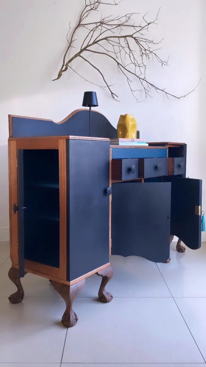Sideboard refinished - Image 1
