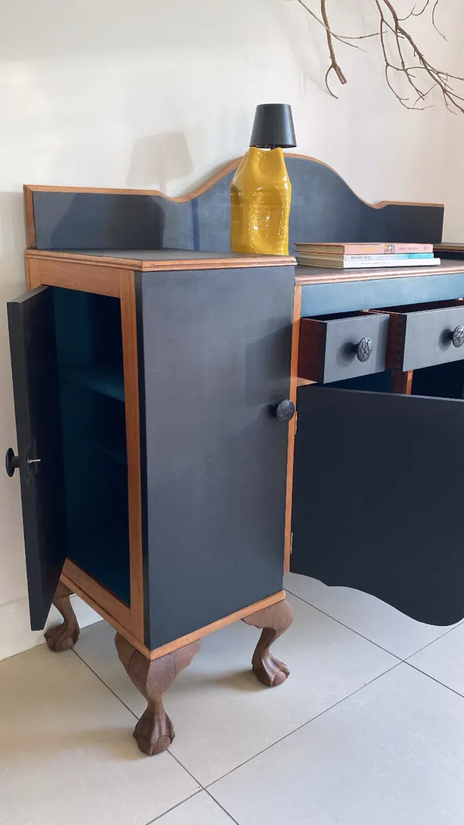 Sideboard refinished - Image 3