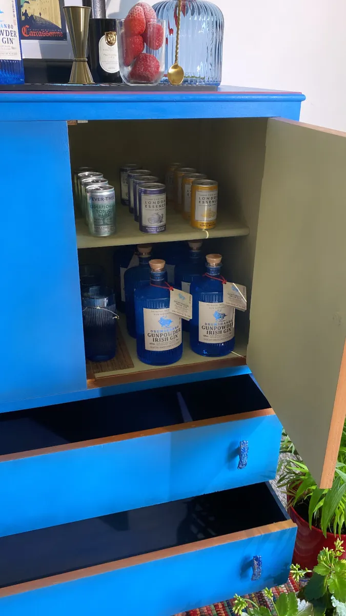 Gin cabinet - Image 3