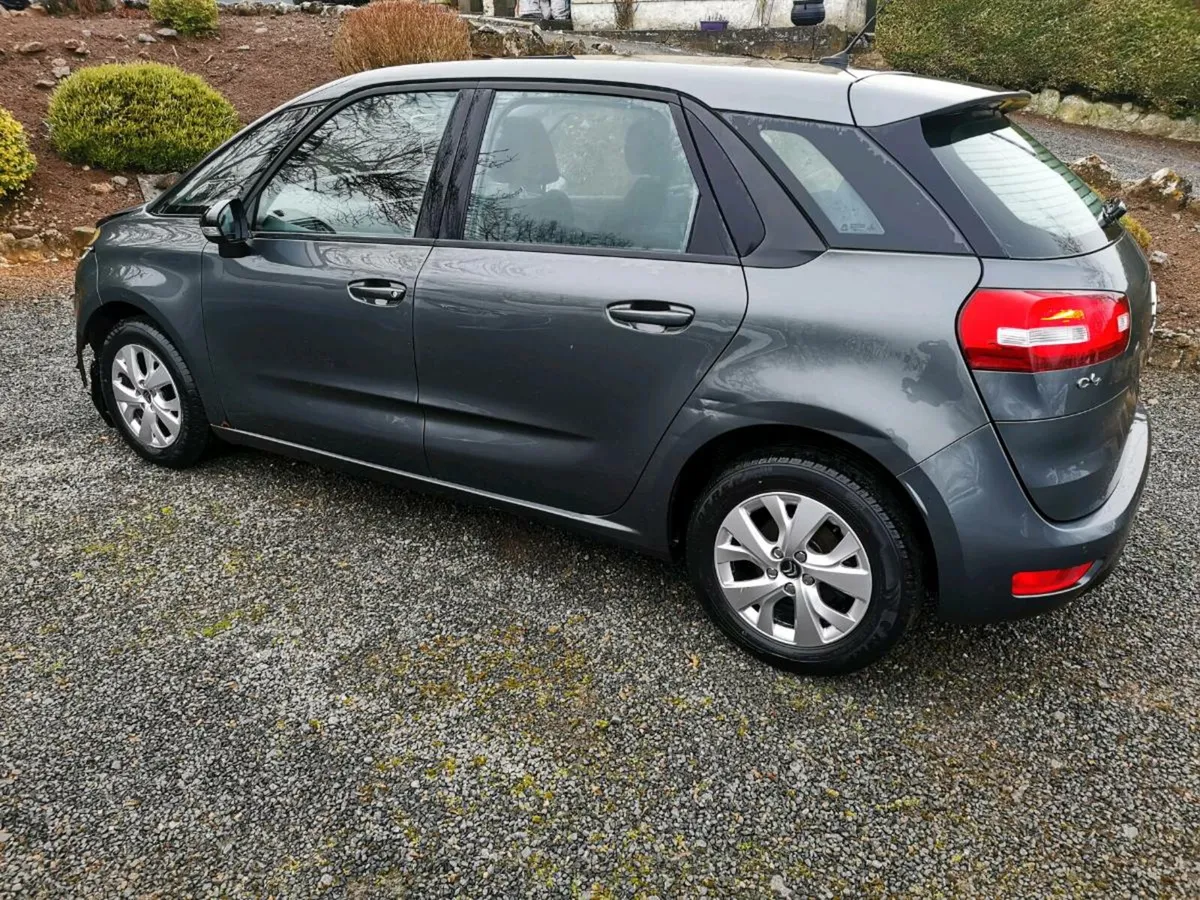 141 Citroen C4 Picasso - Image 3