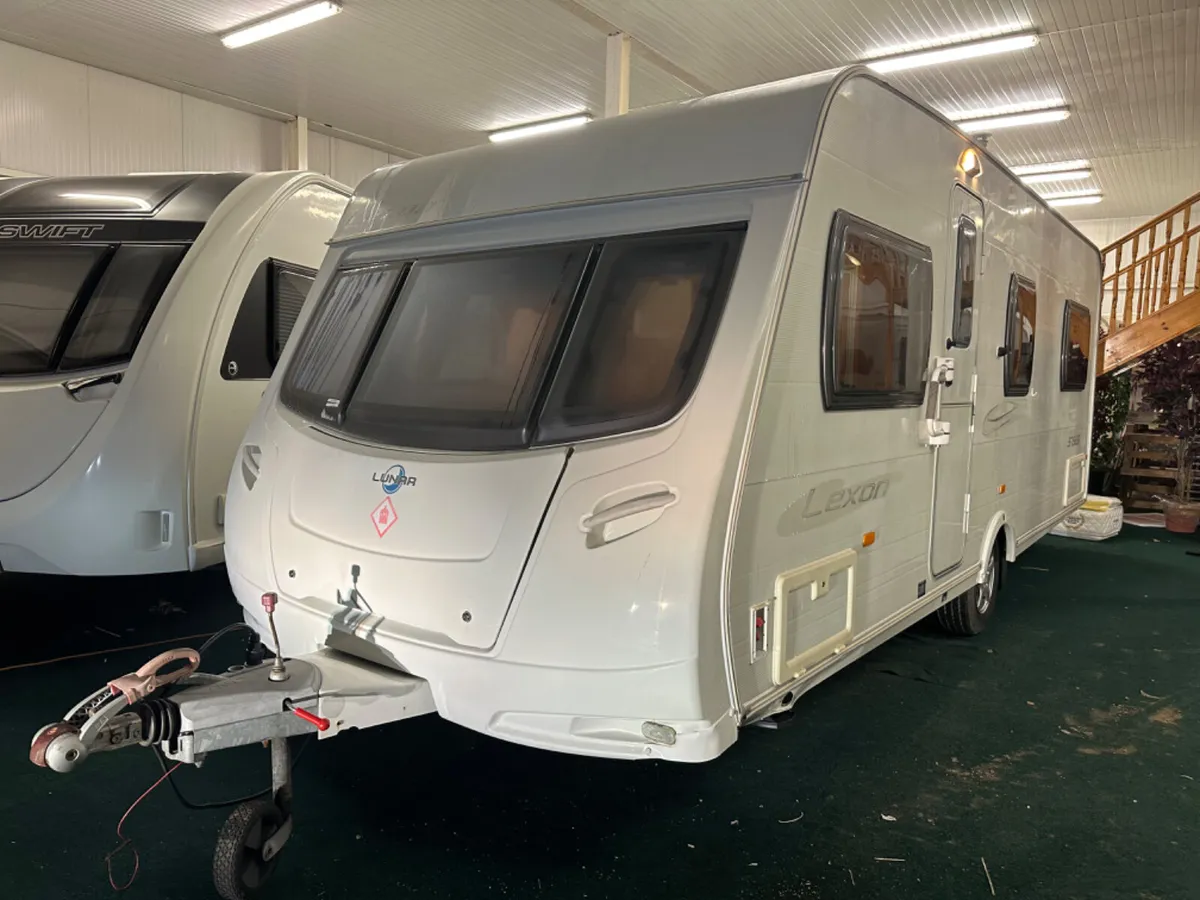 2008 Lunar FIXED BED 4 Berth Caravan - Image 1