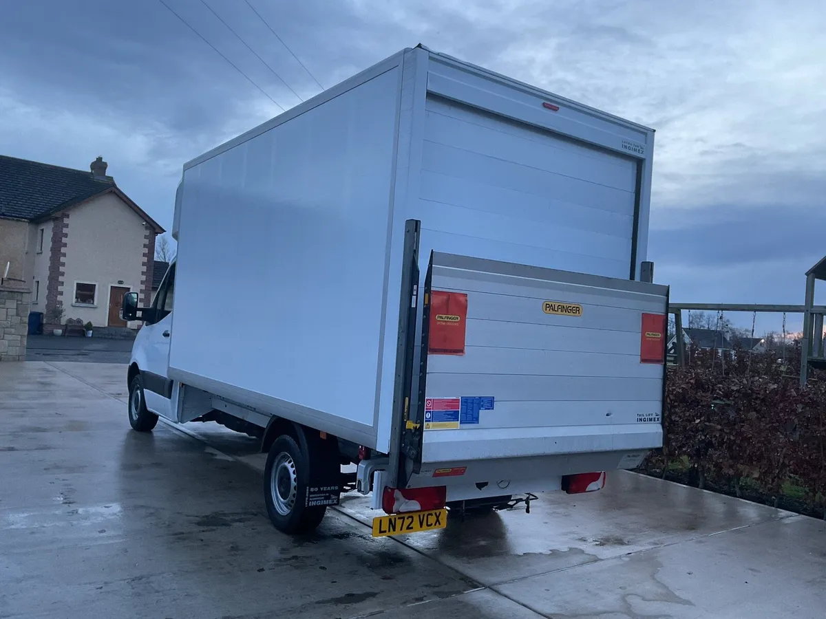 2022 Sprinter Luton - Image 4