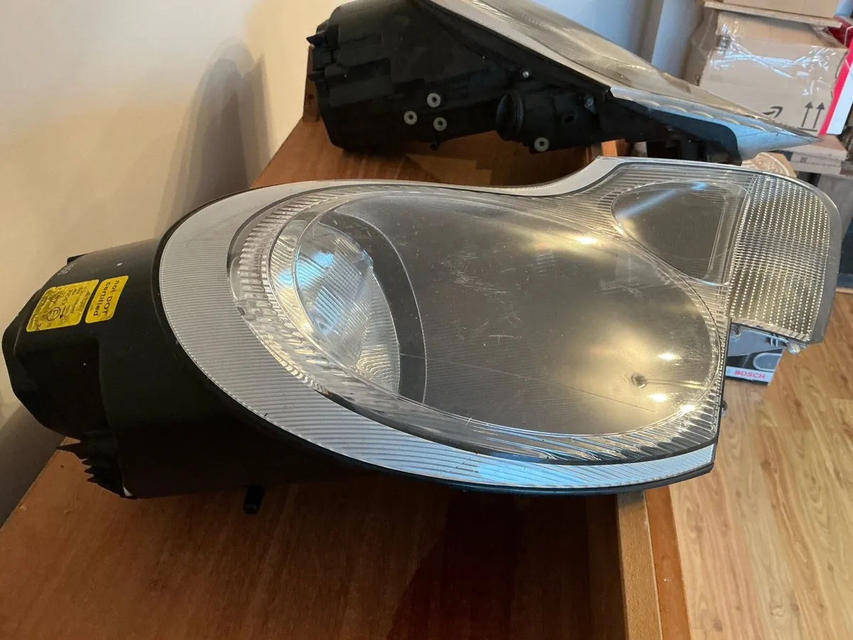 Porsche Boxster 2004 facelift Headlights Original - Image 2