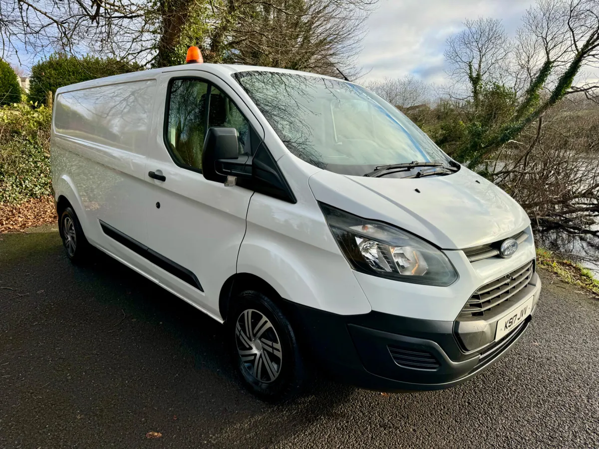 2017 Ford Transit Custom  (VRT€250 - Image 1