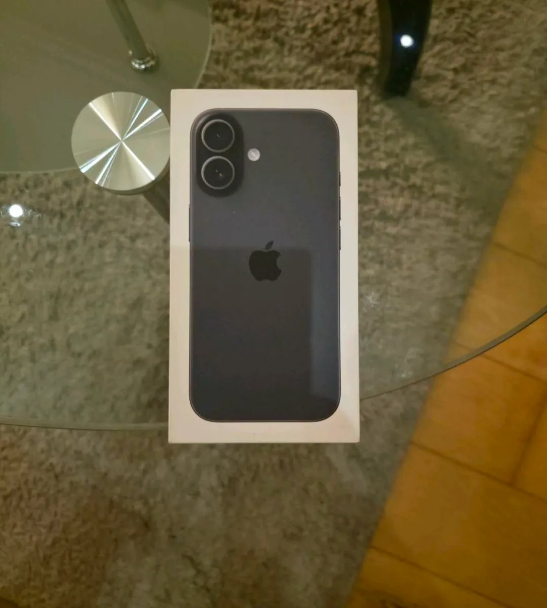 Apple Iphone 17 256GB IRISH - Image 1