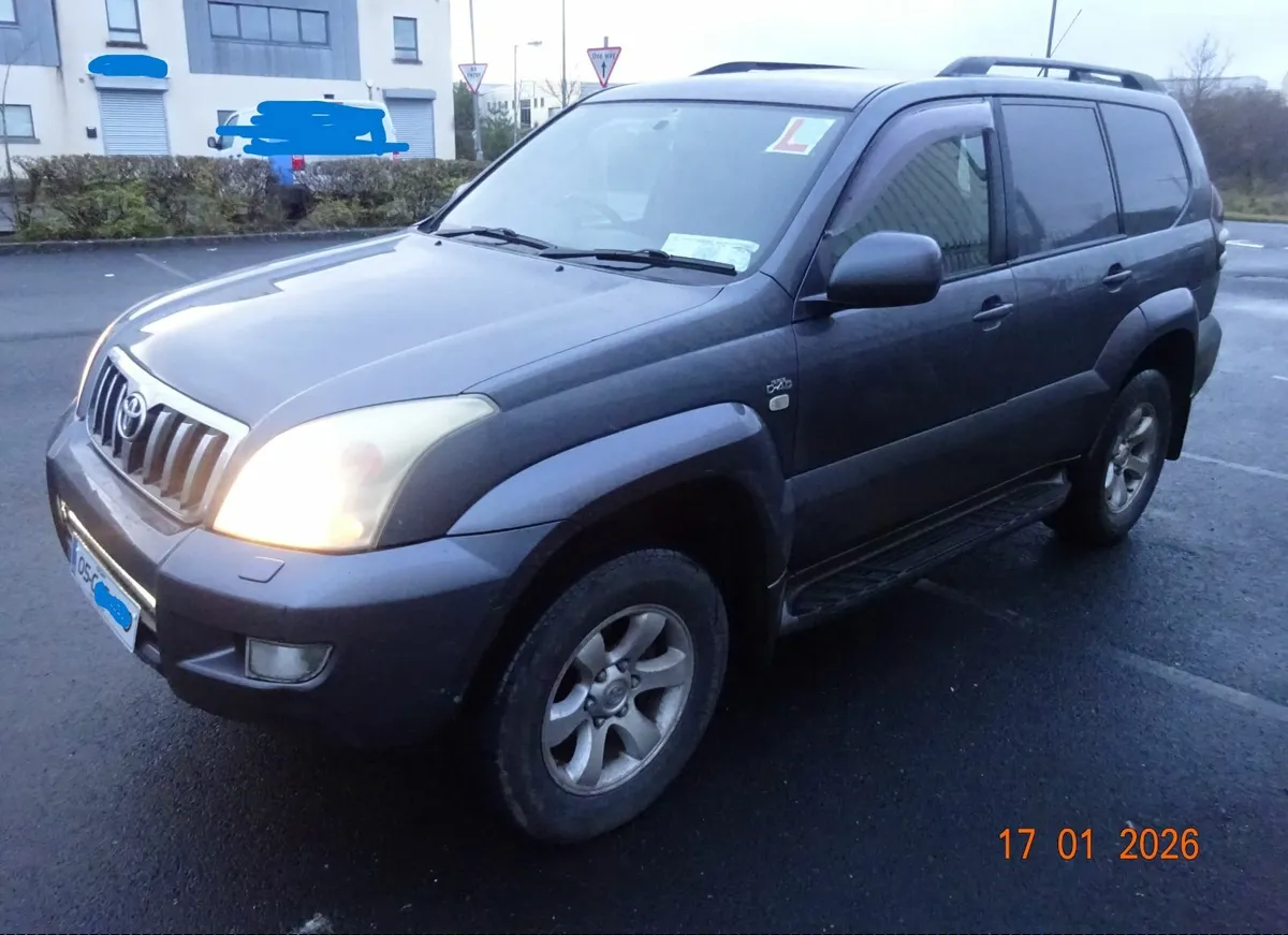 Toyota Land Cruiser 2005 - Image 1