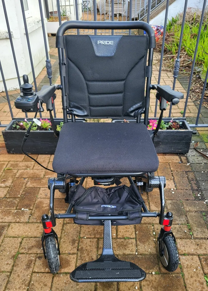 IGo Foldable Electric Wheelchair - Image 1