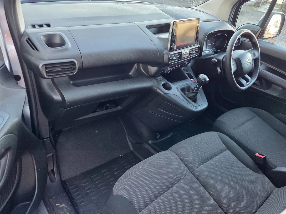 Citroen Berlingo 2022 - Image 4